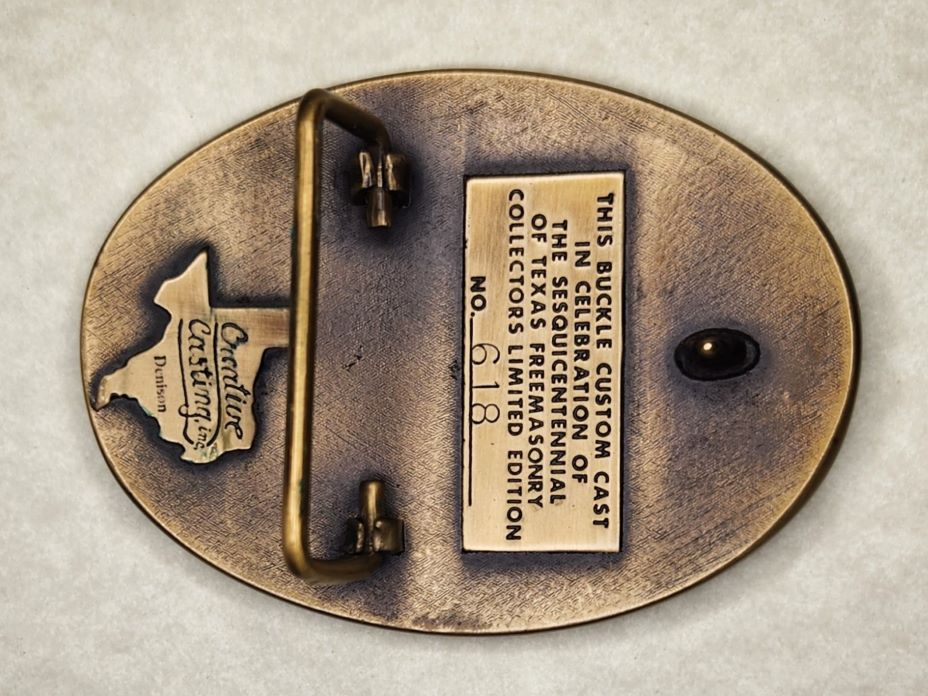 [Buckle Pic Missing] (Click here)